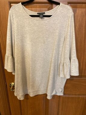 Adrianna Papell Light Beige Ruffle-Sleeve Long Sleeve Top